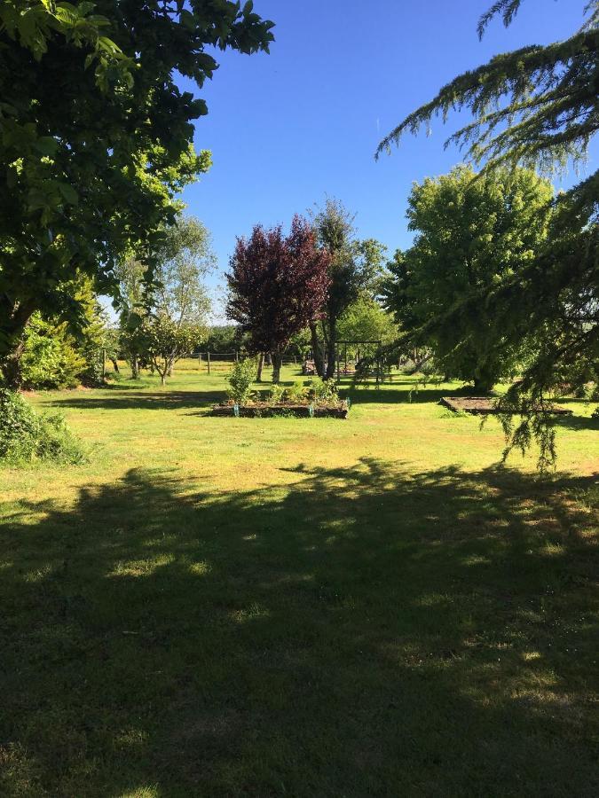 2 Chez Tabuteau Plaisance (Vienne) Exterior foto